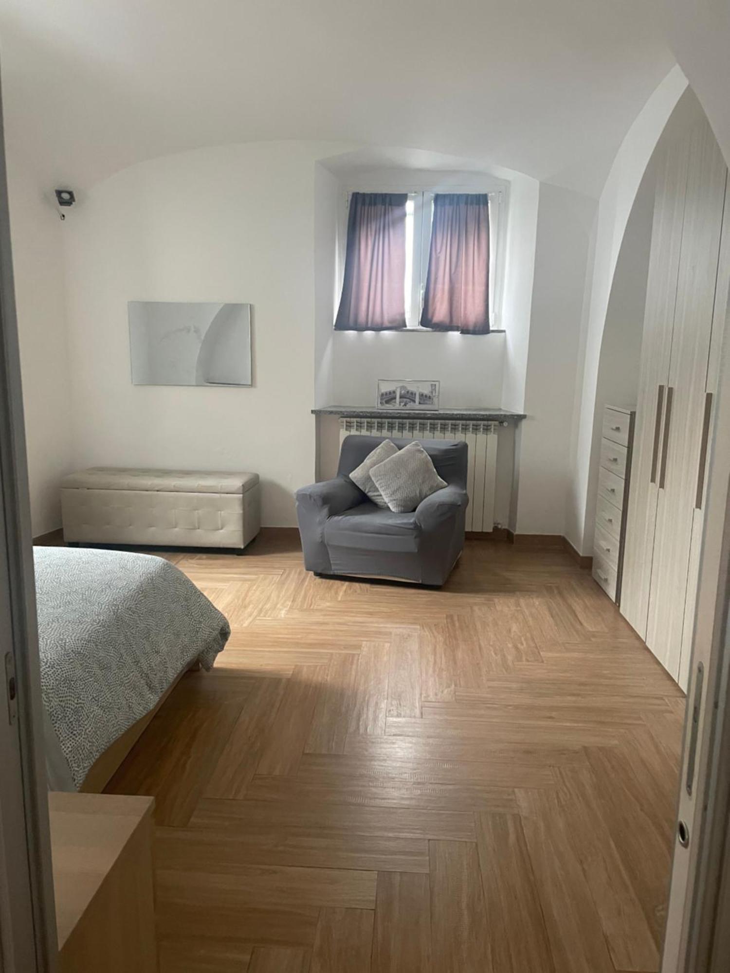 Apartamento Elle'S House Savona Exterior foto